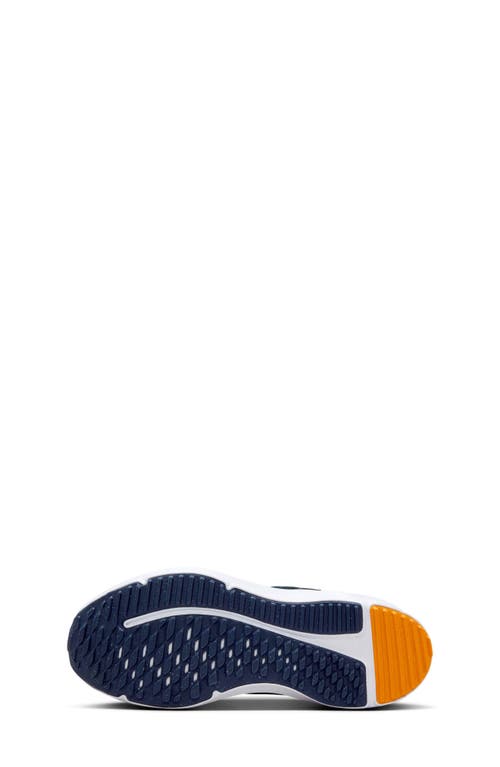 Nike Cosmic Runner Running Shoe