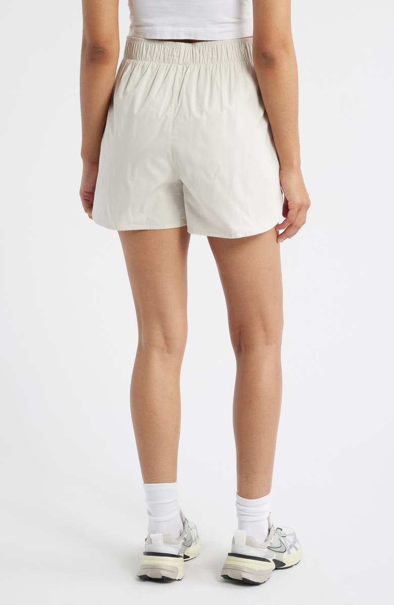 Nike Sportswear Chill Poplin Mid-Rise 5-Inch Shorts, Alternate, color, Lt Orewood Brn/ Lt Orewood Brn