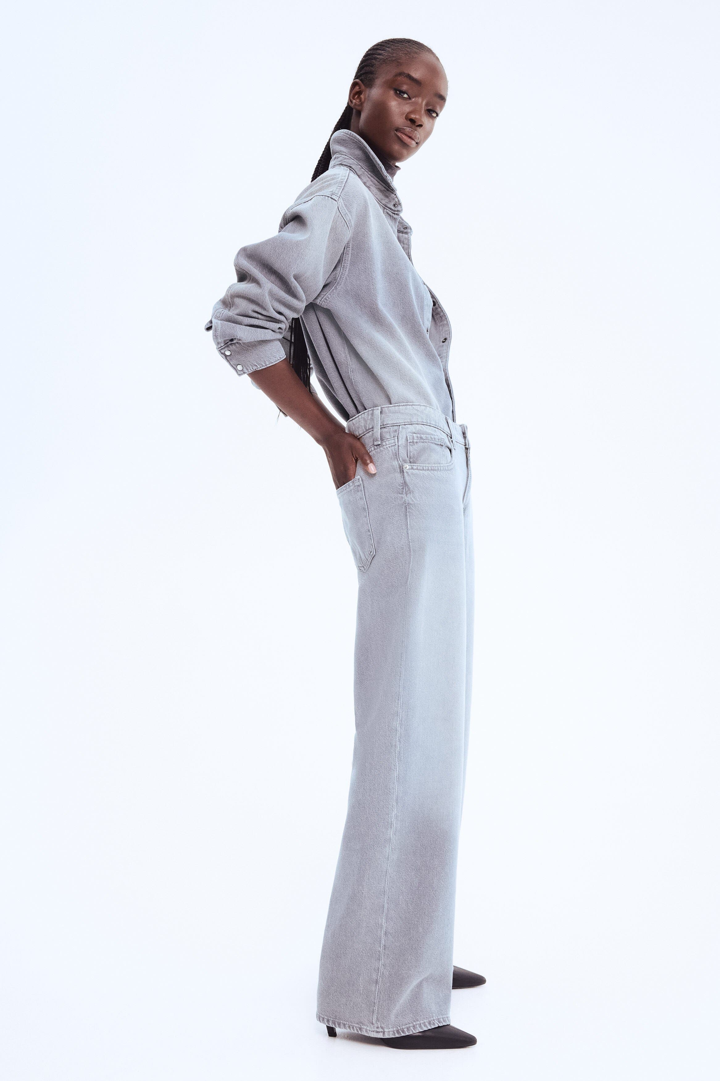 Light denim gray
