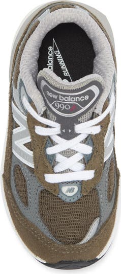 Kids' 990v6 Sneaker