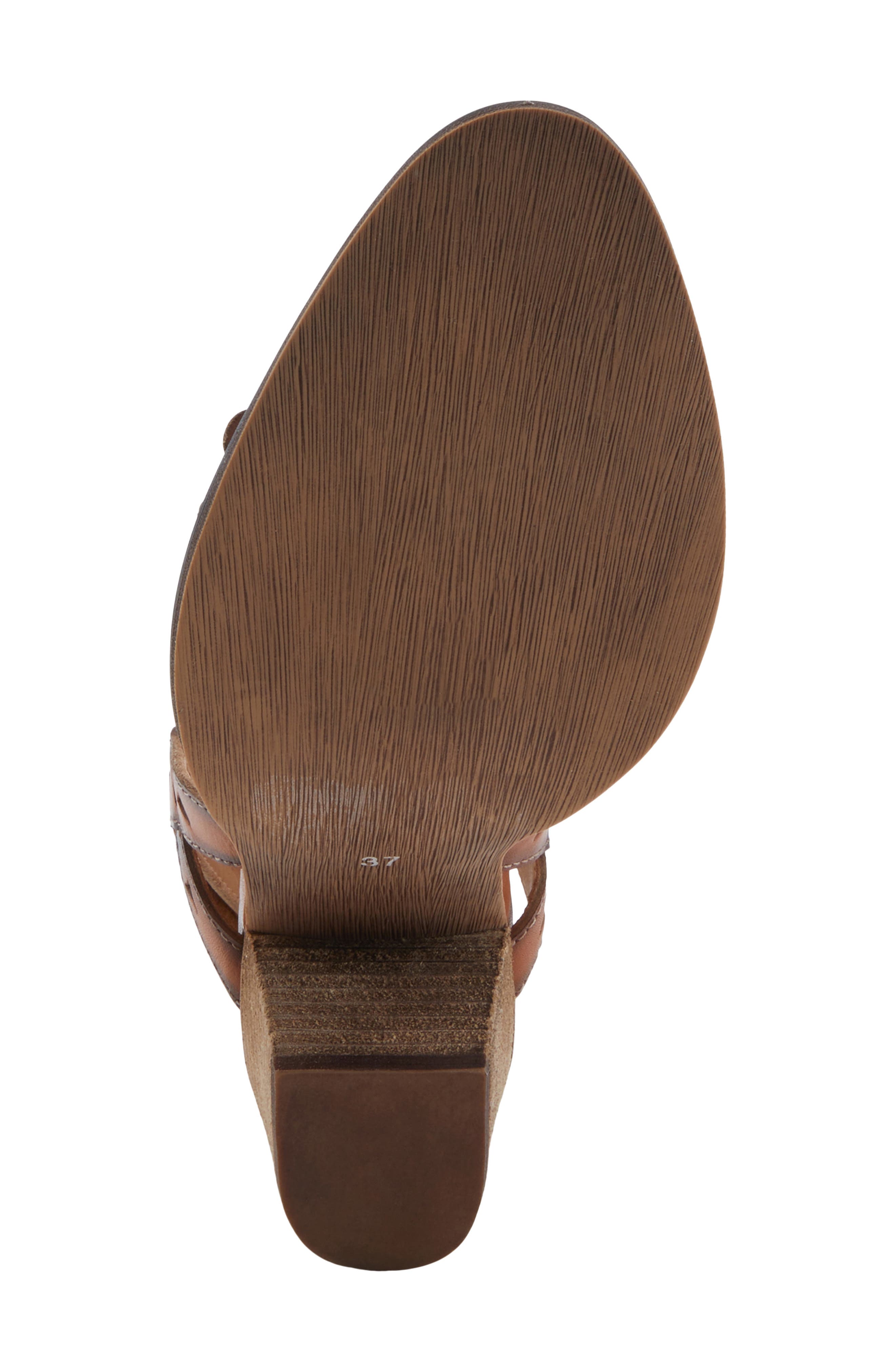 L'Artiste by Spring Step Distinction Slingback Pump, Alternate, color, Camel