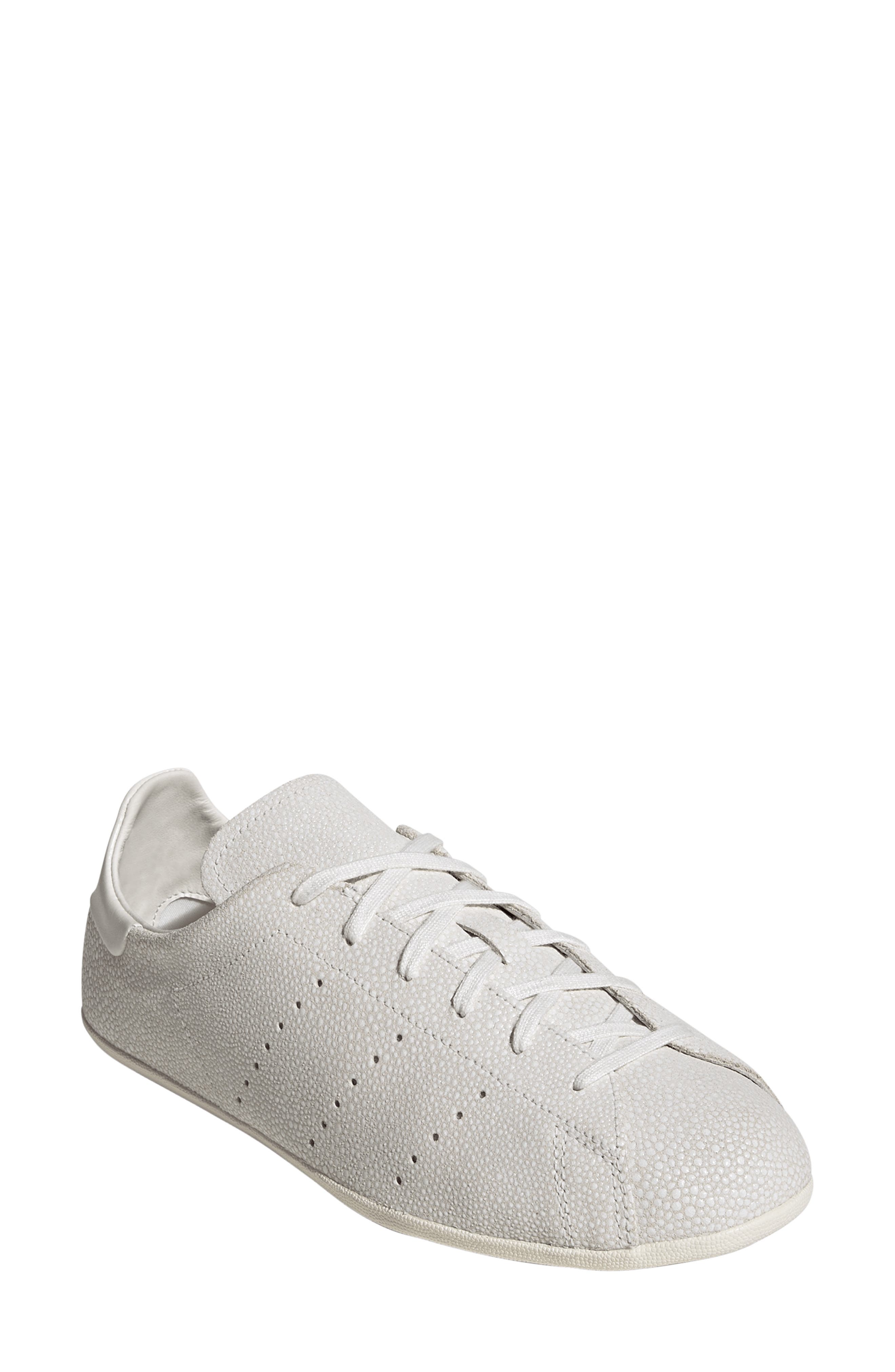 Stan Smith Lo Pro Sneaker, Main, color, CLOUD WHITE/WHITE/ CREAM