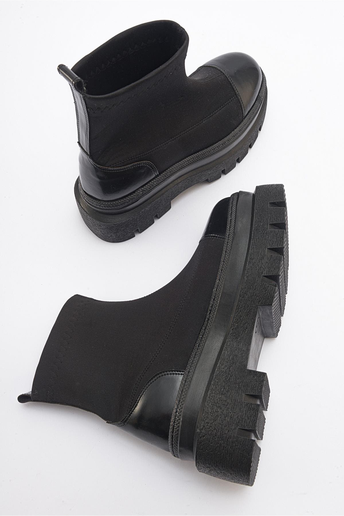 Aves Chunky Scuba Boot, Alternate, color, Black Scuba Leather