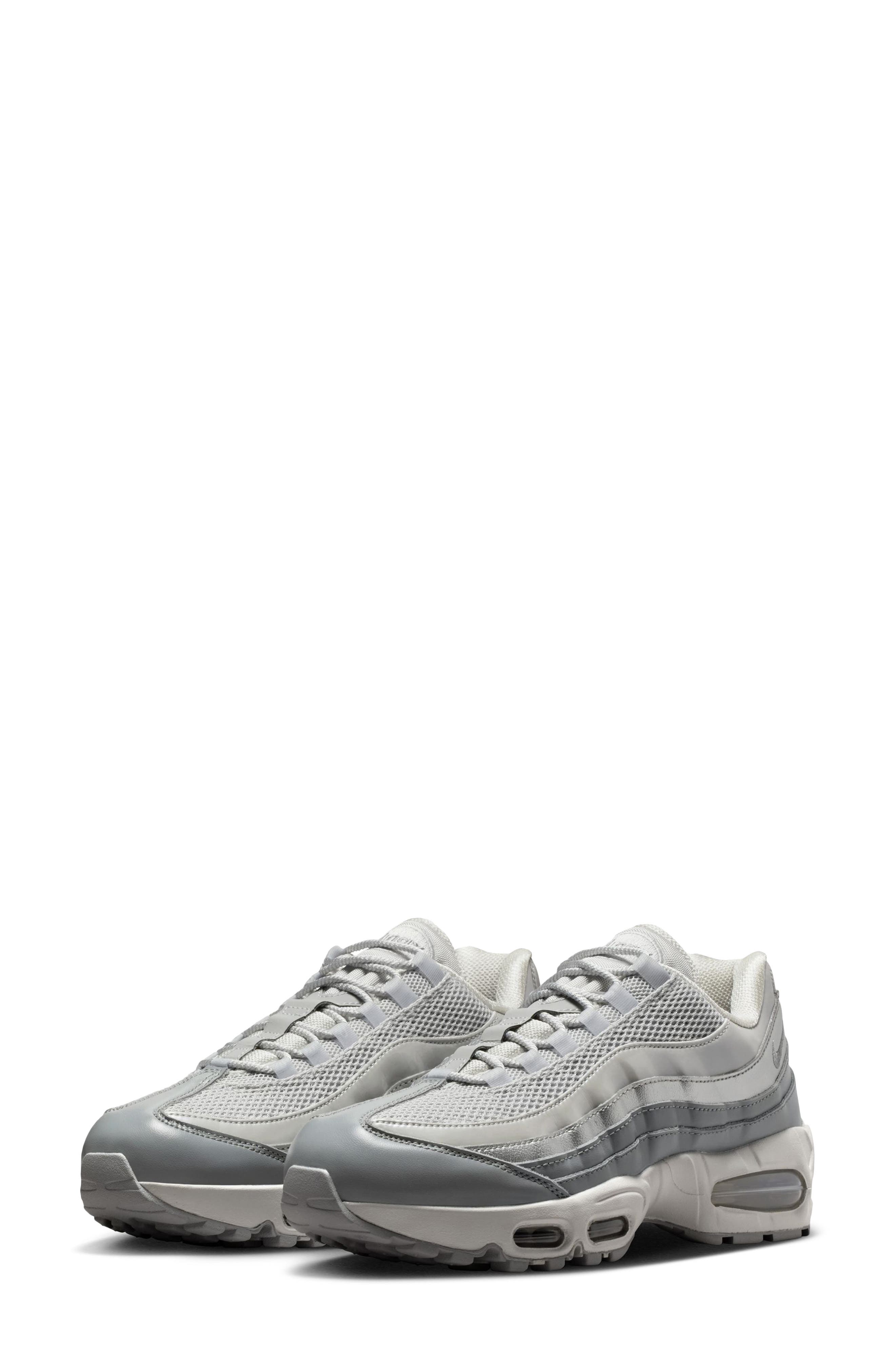 Nike Air Max 95 SE Sneaker, Main, color, 