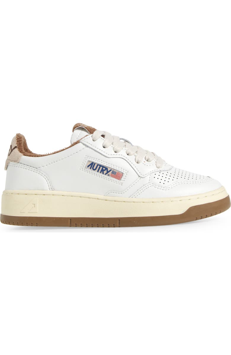 AUTRY Medalist Low Sneaker, Alternate, color, Brown/ White