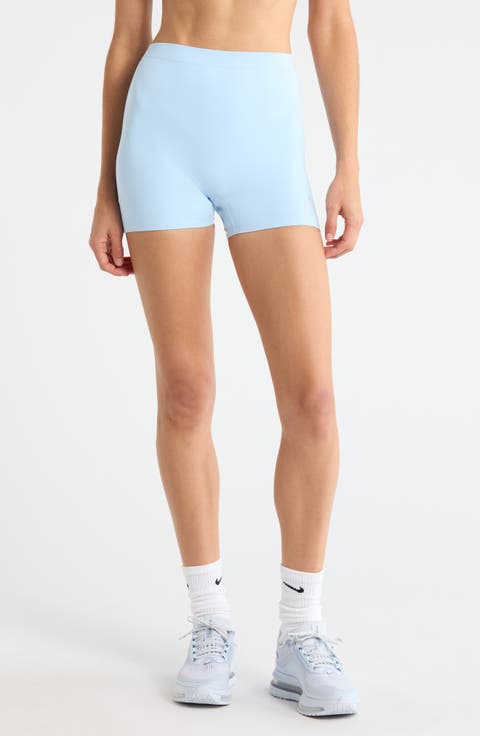 Form Dri-FIT Boy Shorts