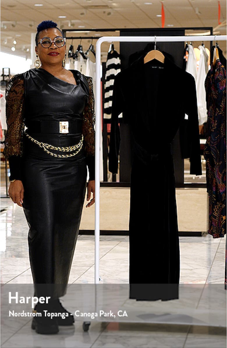 Natalie Velvet Robe, sales video thumbnail