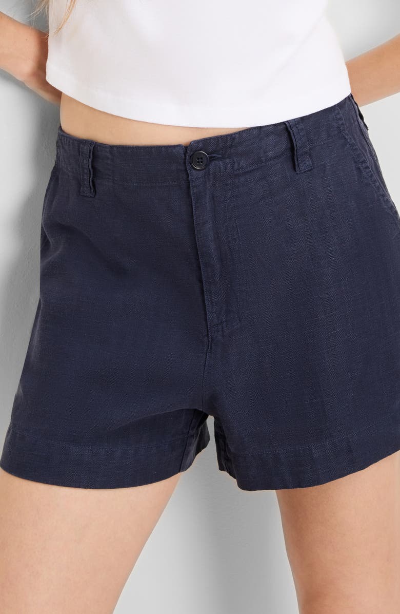 Michael Stars Dara Clean Front Linen Blend Shorts, Alternate, color, Nocturnal