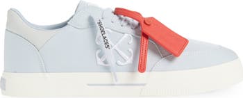 New Low Vulcanized Canvas Sneaker