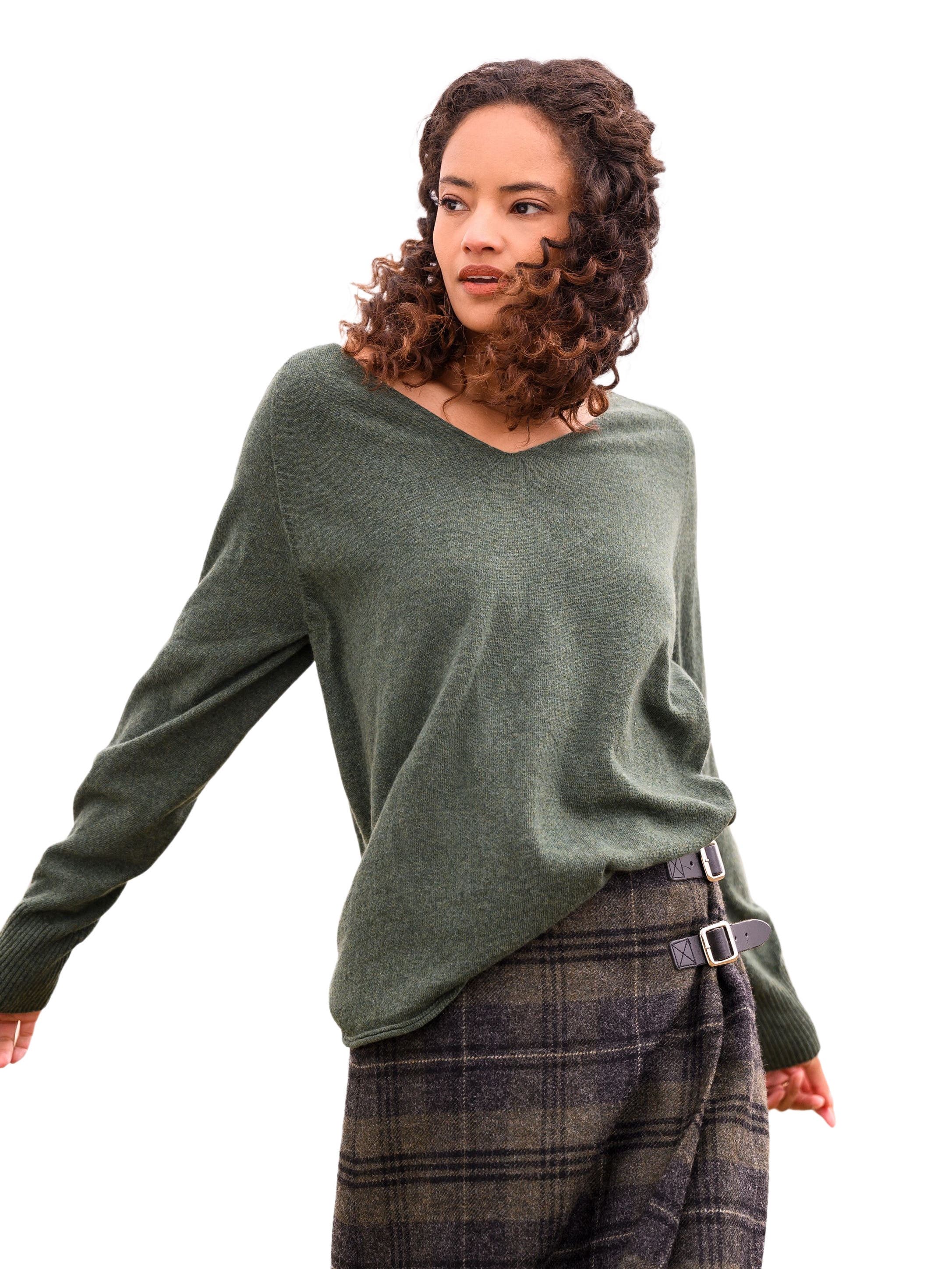 Geelong Wool Slouch V-Neck Sweater - image 3
