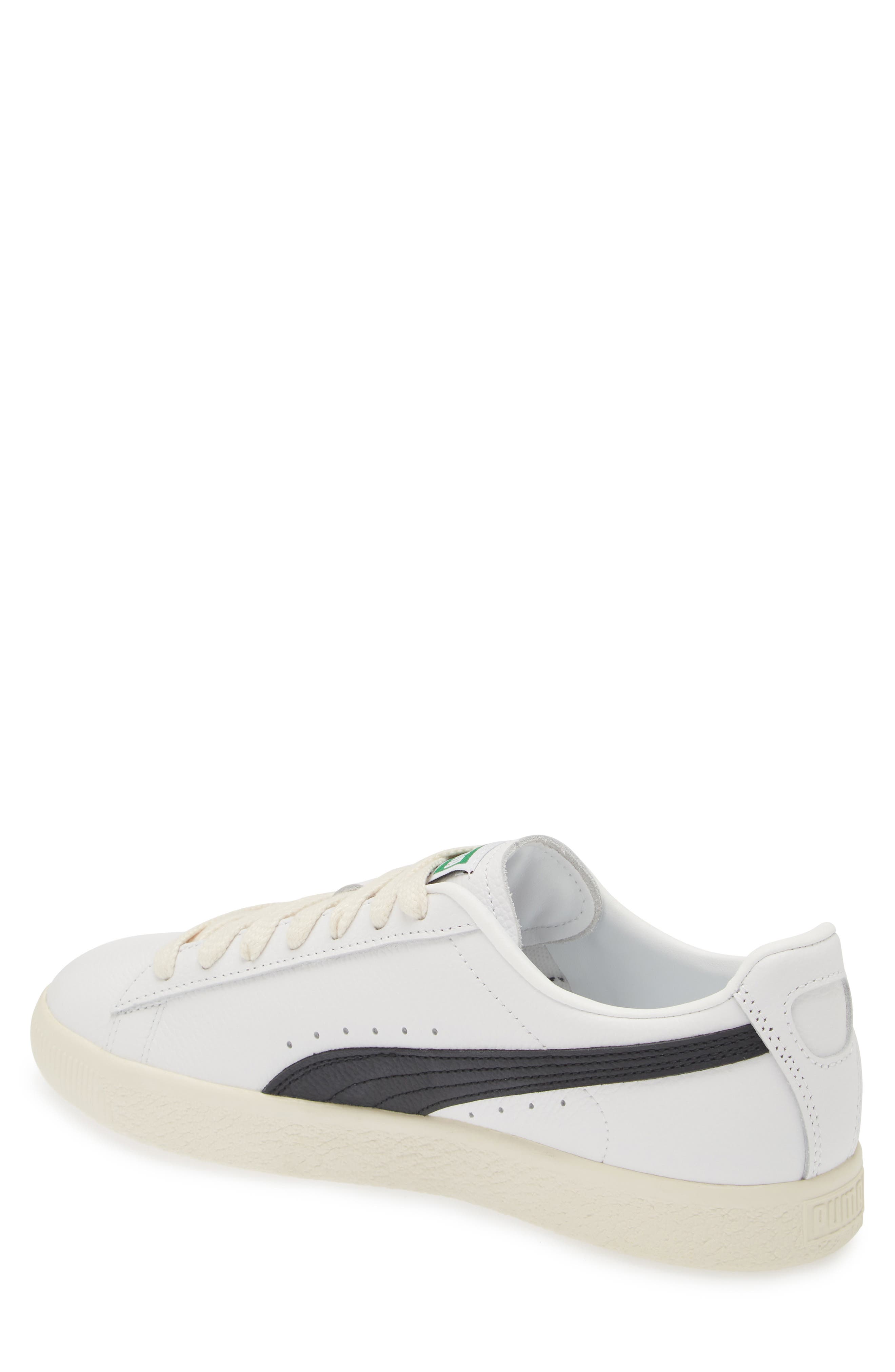 PUMA 'Clyde' Sneaker, Alternate, color, 