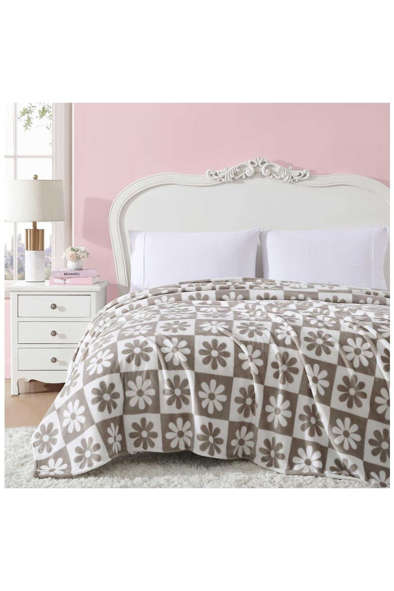 Daisy Check Throw Blanket, Alternate, color, BEIGE