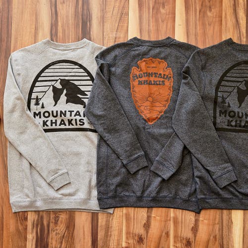MOUNTAIN KHAKIS MOUNTAIN KHAKIS MOUNTAIN LOGO CREW