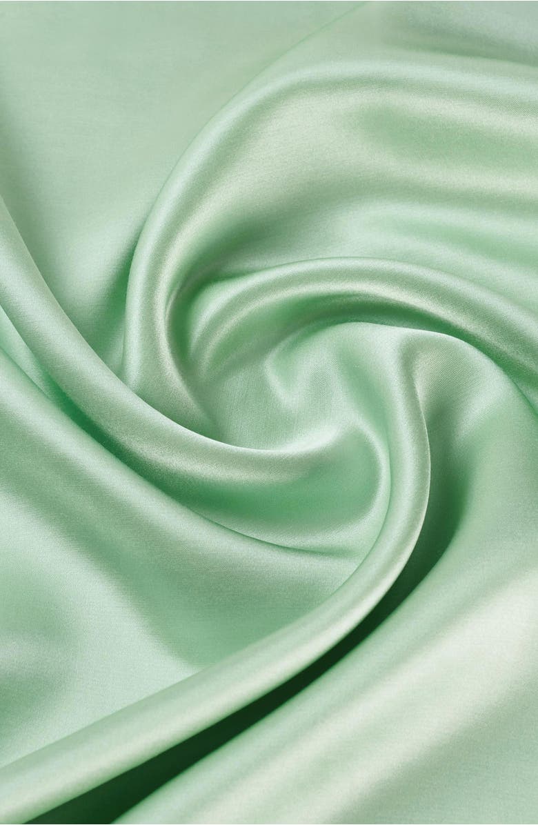 Lilysilk LILYHERB<sup>®</sup> Mint Silk Pillowcase, Alternate, color, Green
