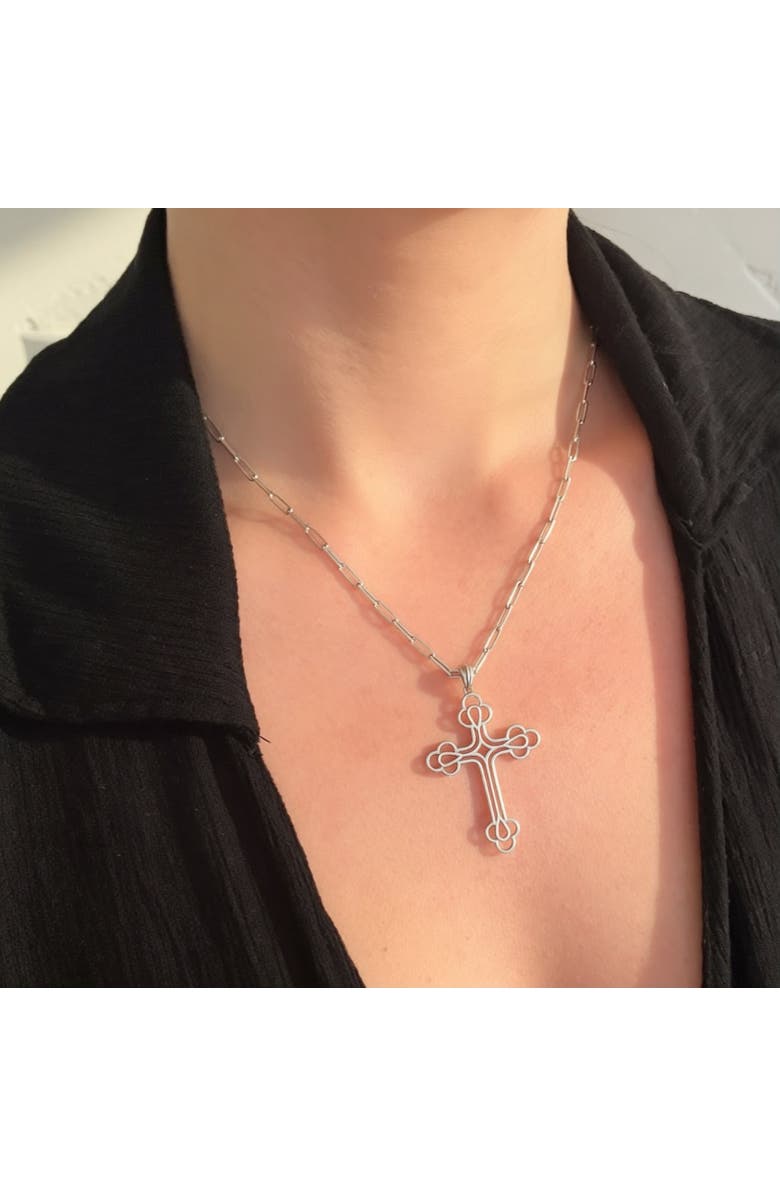 Leni James The Maxi Billie Cross Necklace, Alternate, color, Silver