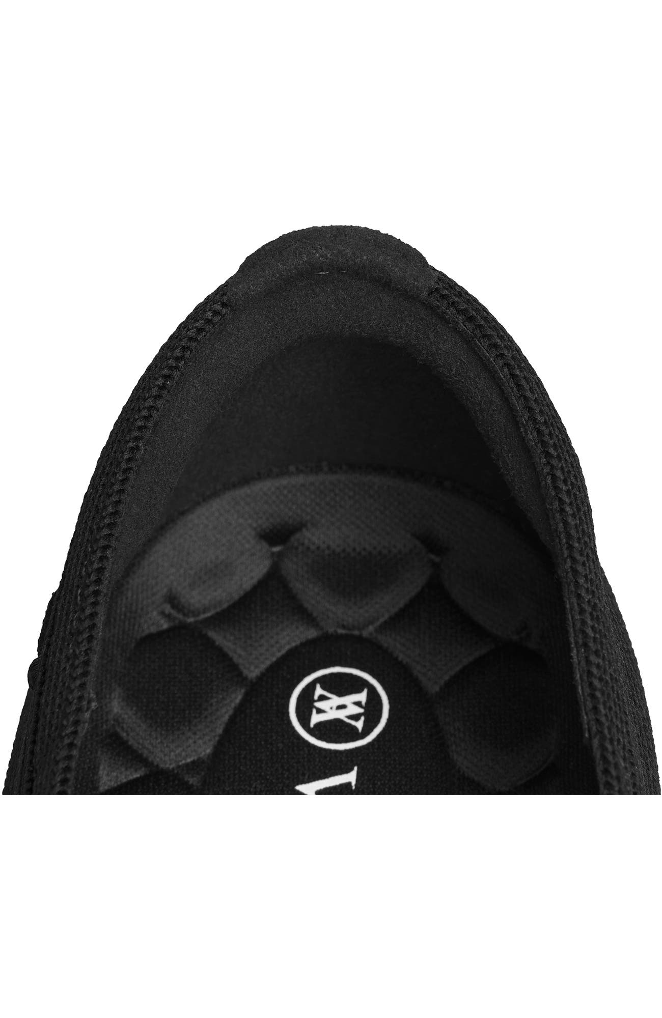 Margot Walker Lightweight Square-Toe V-Cut Flats, Alternate, color, Black