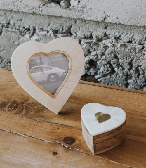 Matr Boomie Mukhendu Heart 3x3 Picture Frame In White