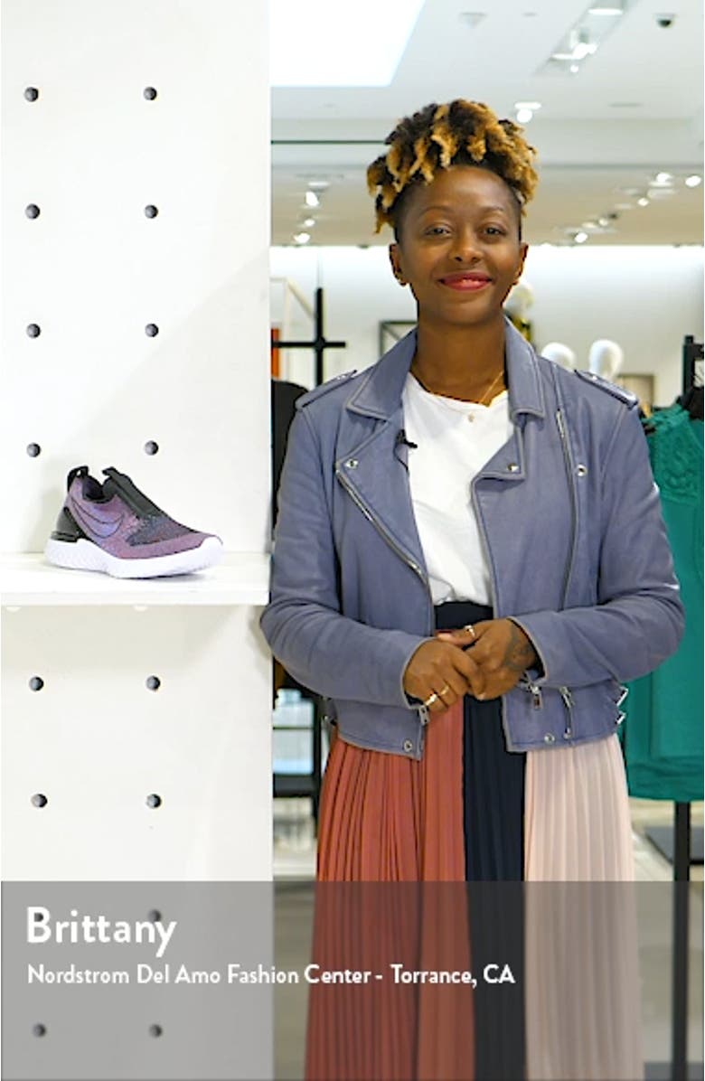 Epic Phantom React Running Shoe, sales video thumbnail