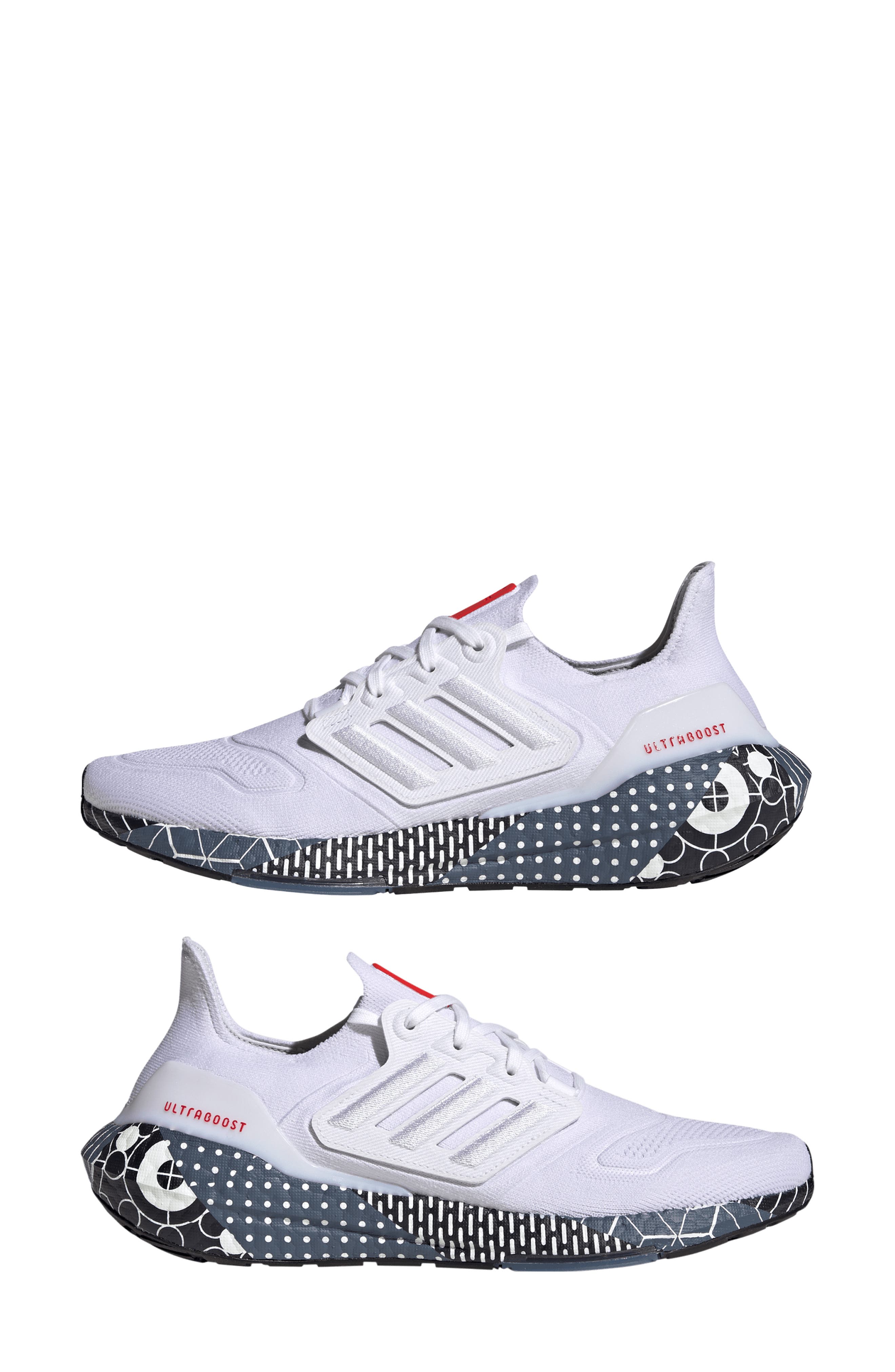 adidas Ultraboost 22 Running Shoe, Alternate, color, 