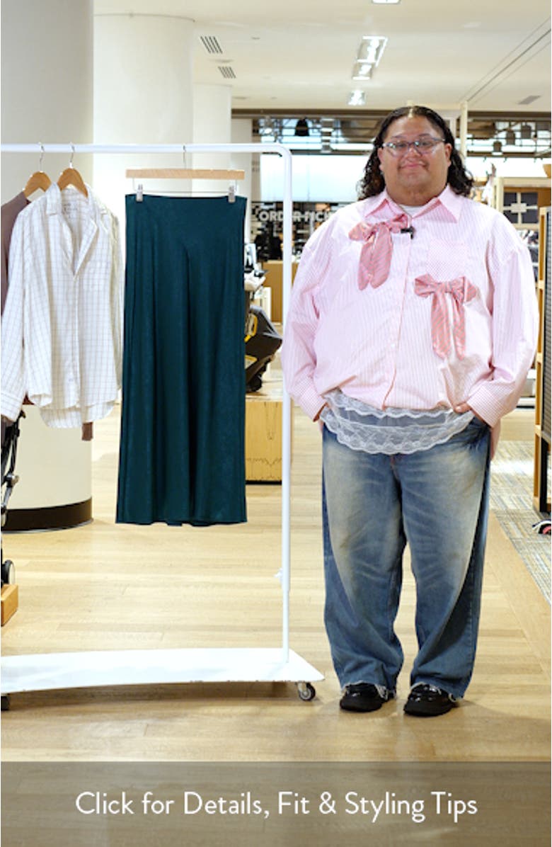 The Favorite Skirt, sales video thumbnail