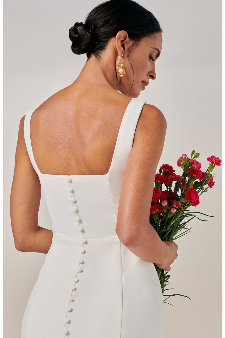 Marylyn Gown, Alternate, color, White