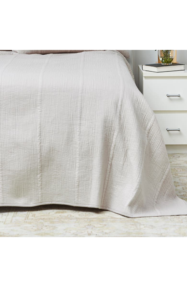 ELISABETH YORK Nunzia Oyster Cotton Full/Queen Bed Quilt, Alternate, color, Silver