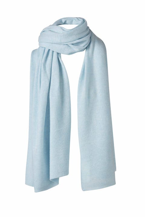Garter Trim Travel Wrap