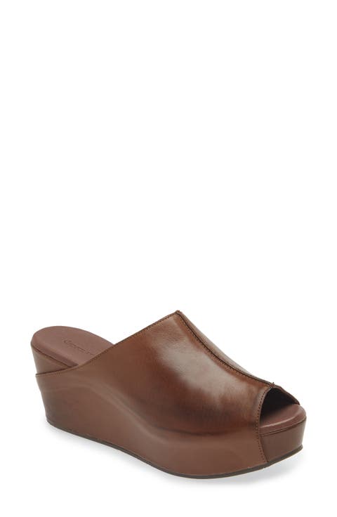 Wynn Peep Toe Mule (Women)