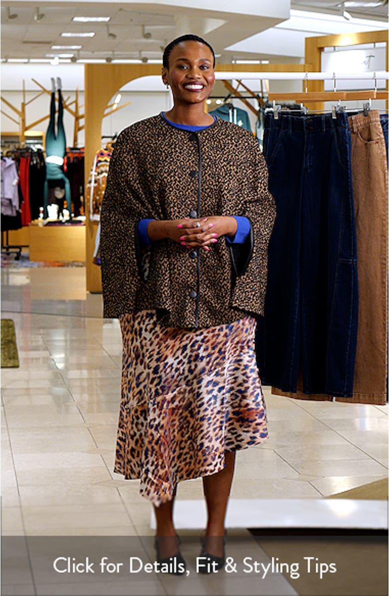 Leopard Jacquard Cape, sales video thumbnail