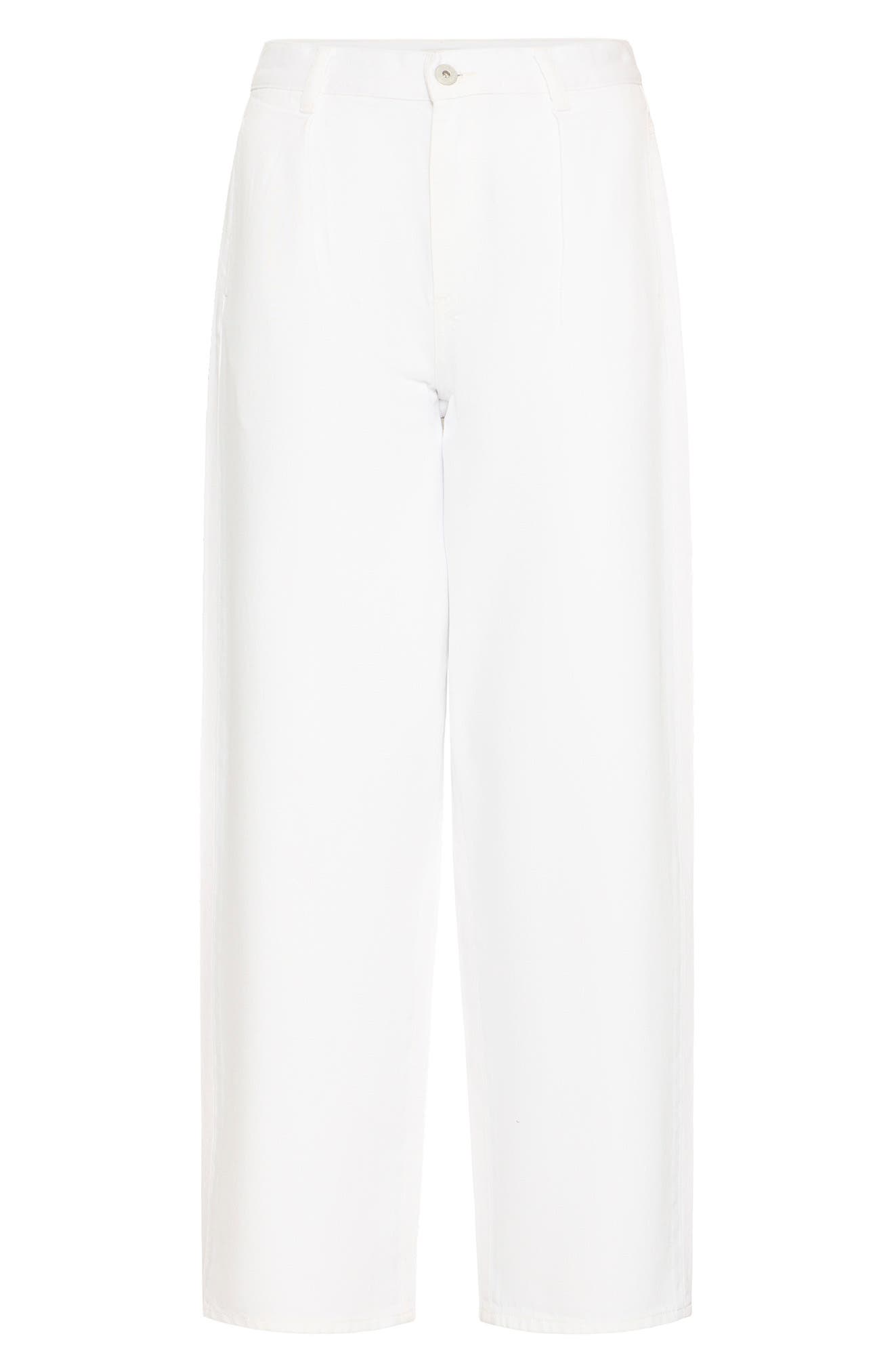 Hezano Straight Leg Jeans