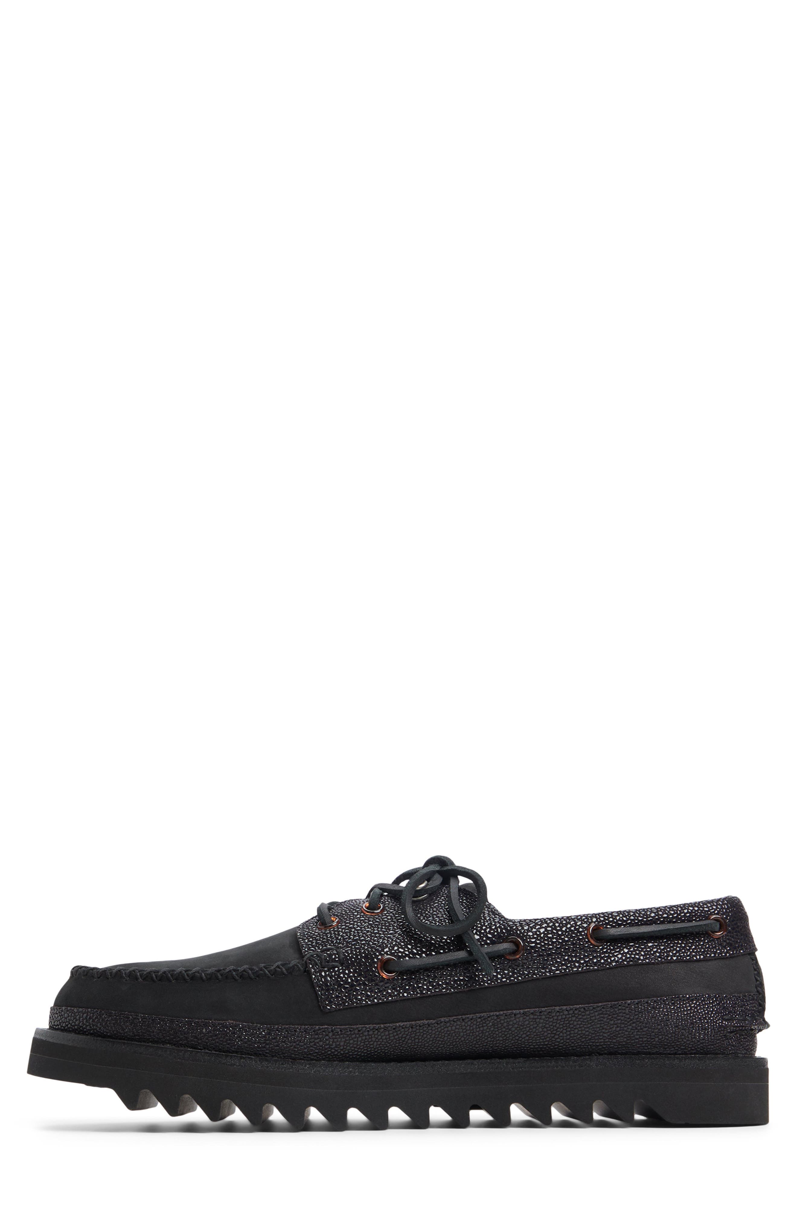 Sperry Authentic Original<sup>™</sup> 3-Eye Lug Sole Boat Shoe, Alternate, color, Black