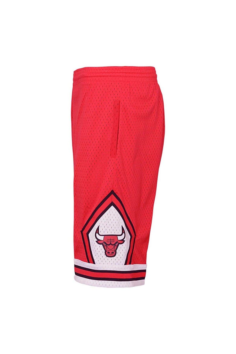 Youth Mitchell & Ness Red Chicago Bulls Hardwood Classics Swingman Shorts, Alternate, color, Red