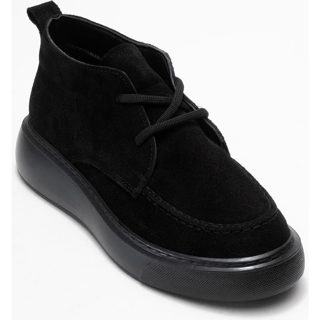 Forever & Always Shoes Lilya Leather Chukka Boot In Black