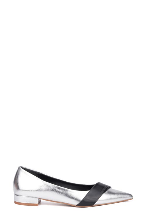Torgeis Harriet Pointed Toe Flat