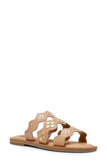Dolce Vita Dv By  Jatty Scallop Slide Sandal In Natural
