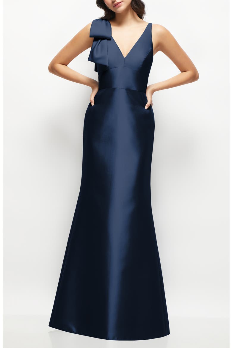 Bow Detail Sleeveless Satin Twill Trumpet Gown, Main, color, MIDNIGHT
