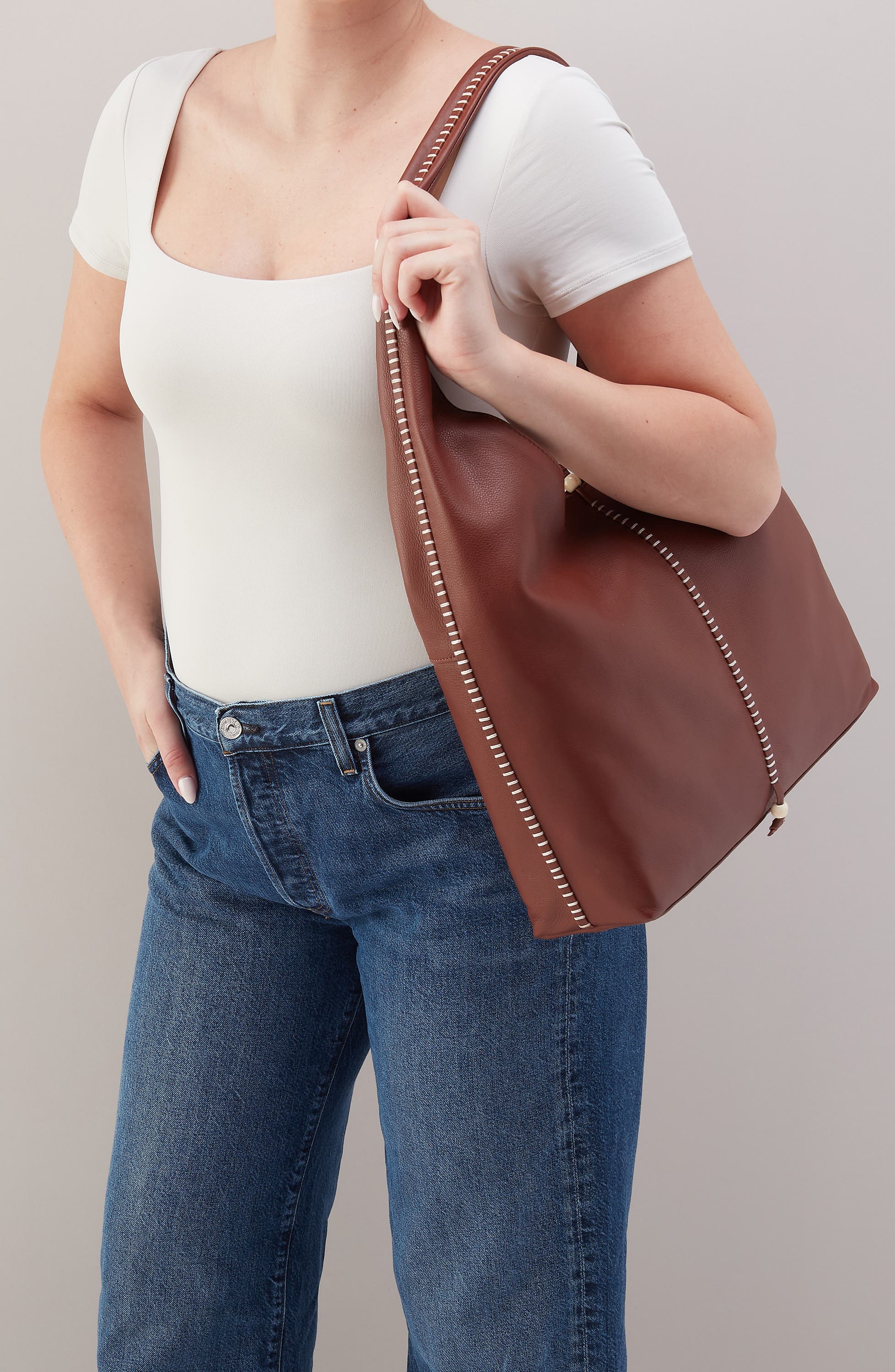 La Jolla Leather Hobo Bag, Alternate, color, COCOA BEAN