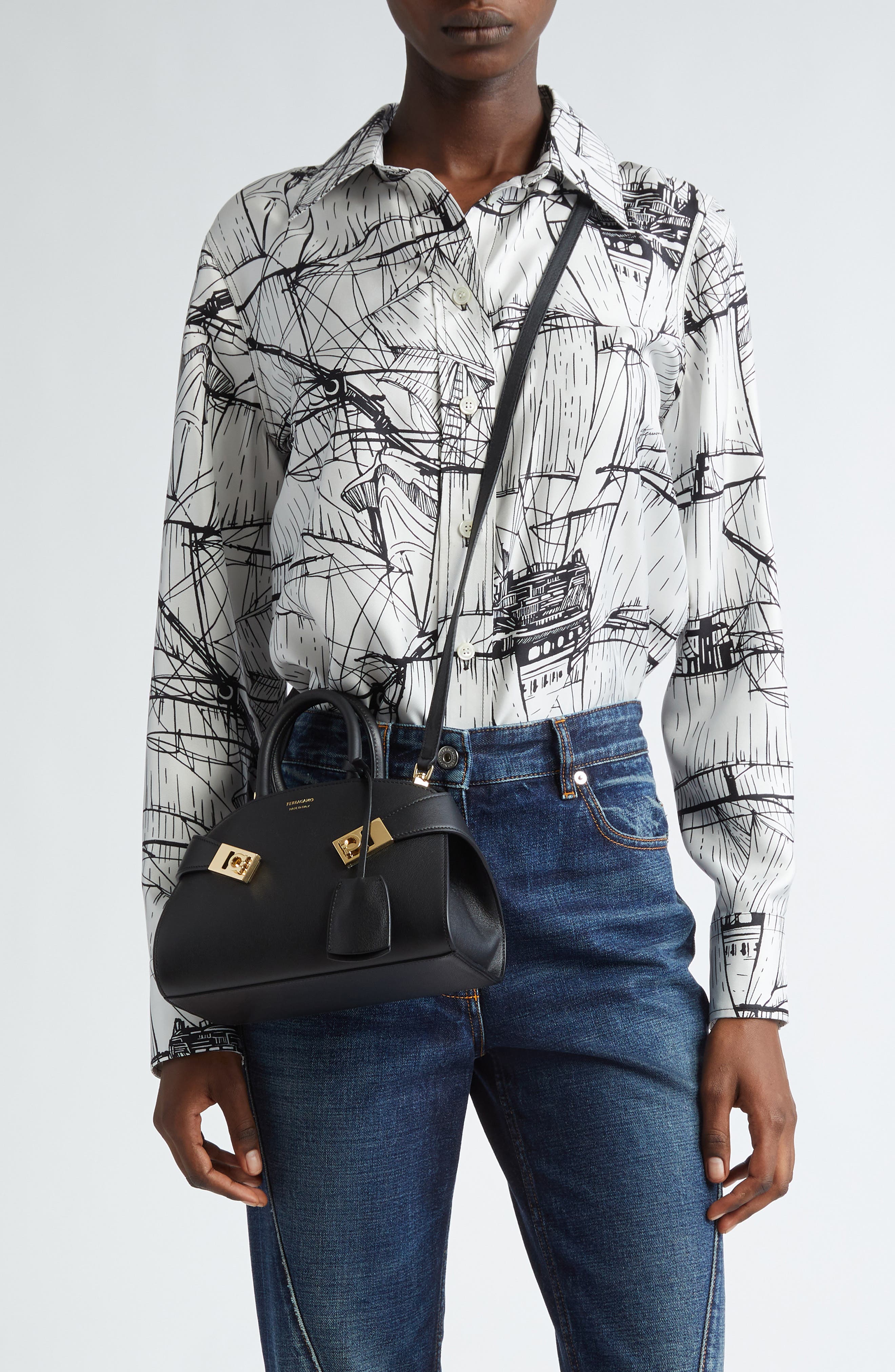 FERRAGAMO Hug Soft Leather Crossbody Bag, Alternate, color, Black