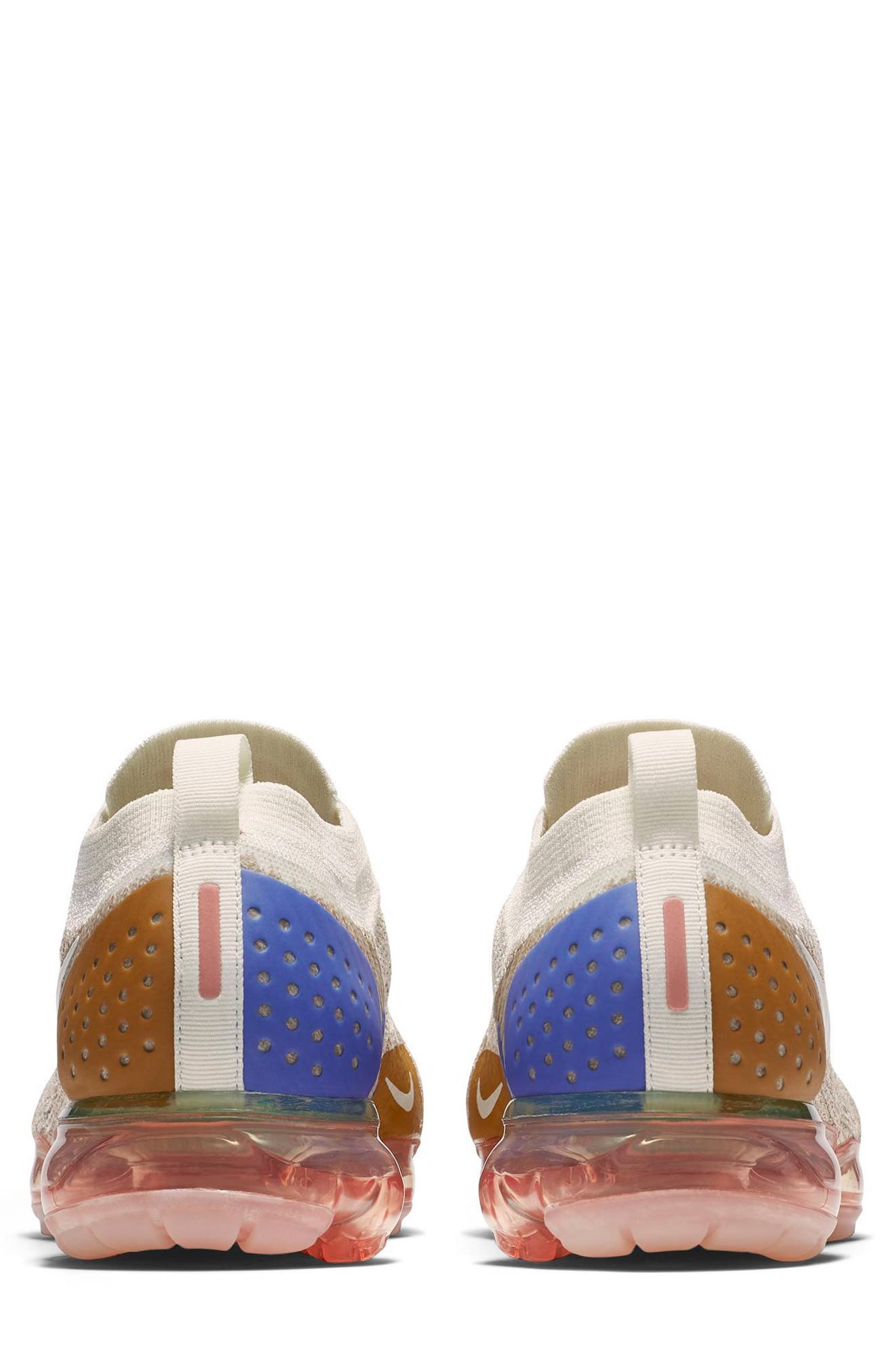 Air VaporMax Flyknit MOC 2 Running Shoe, Alternate, color, SAIL/ ANTHRACITE/ SAND/ WHEAT