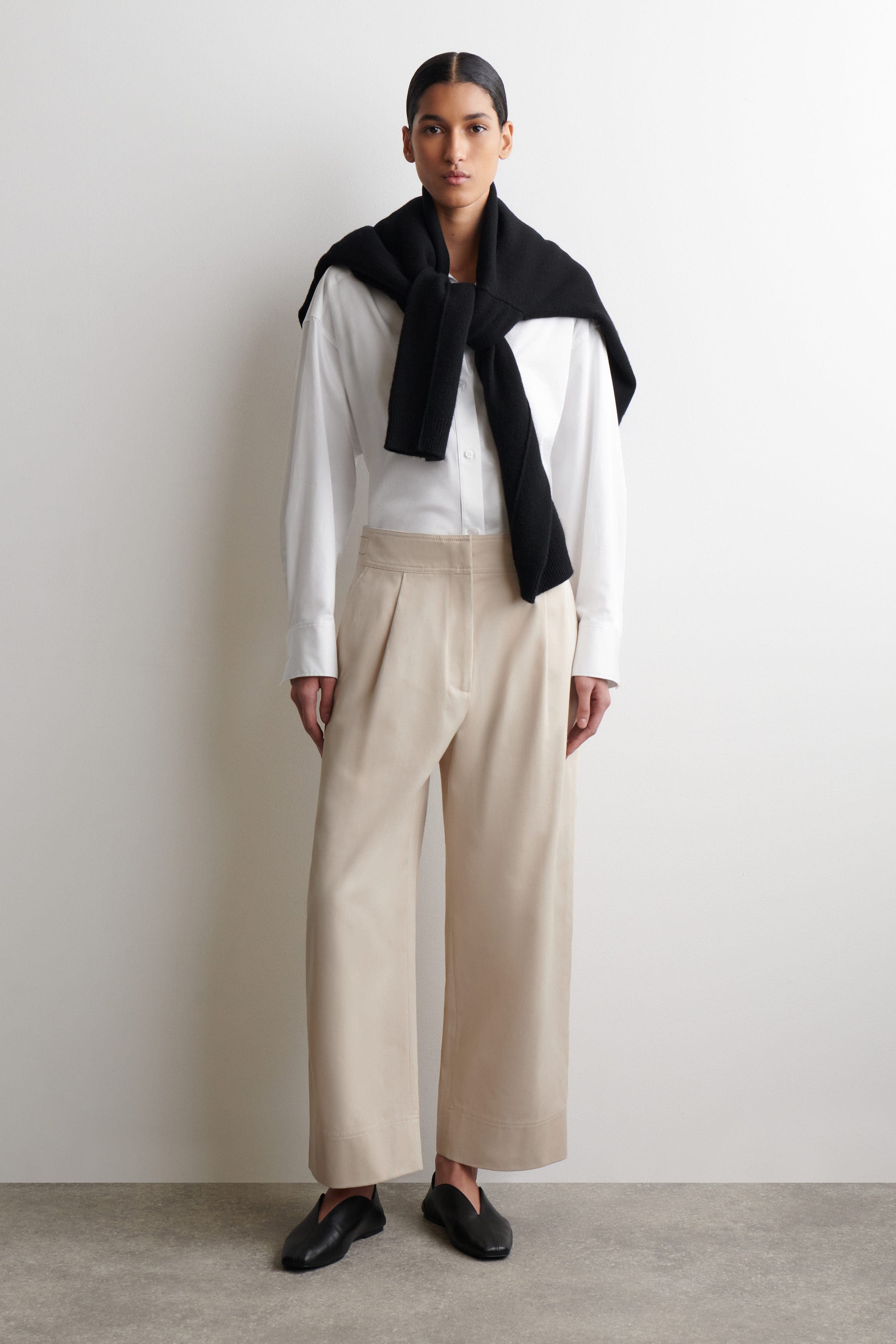 Cropped Cotton Balloon Pants - image 3