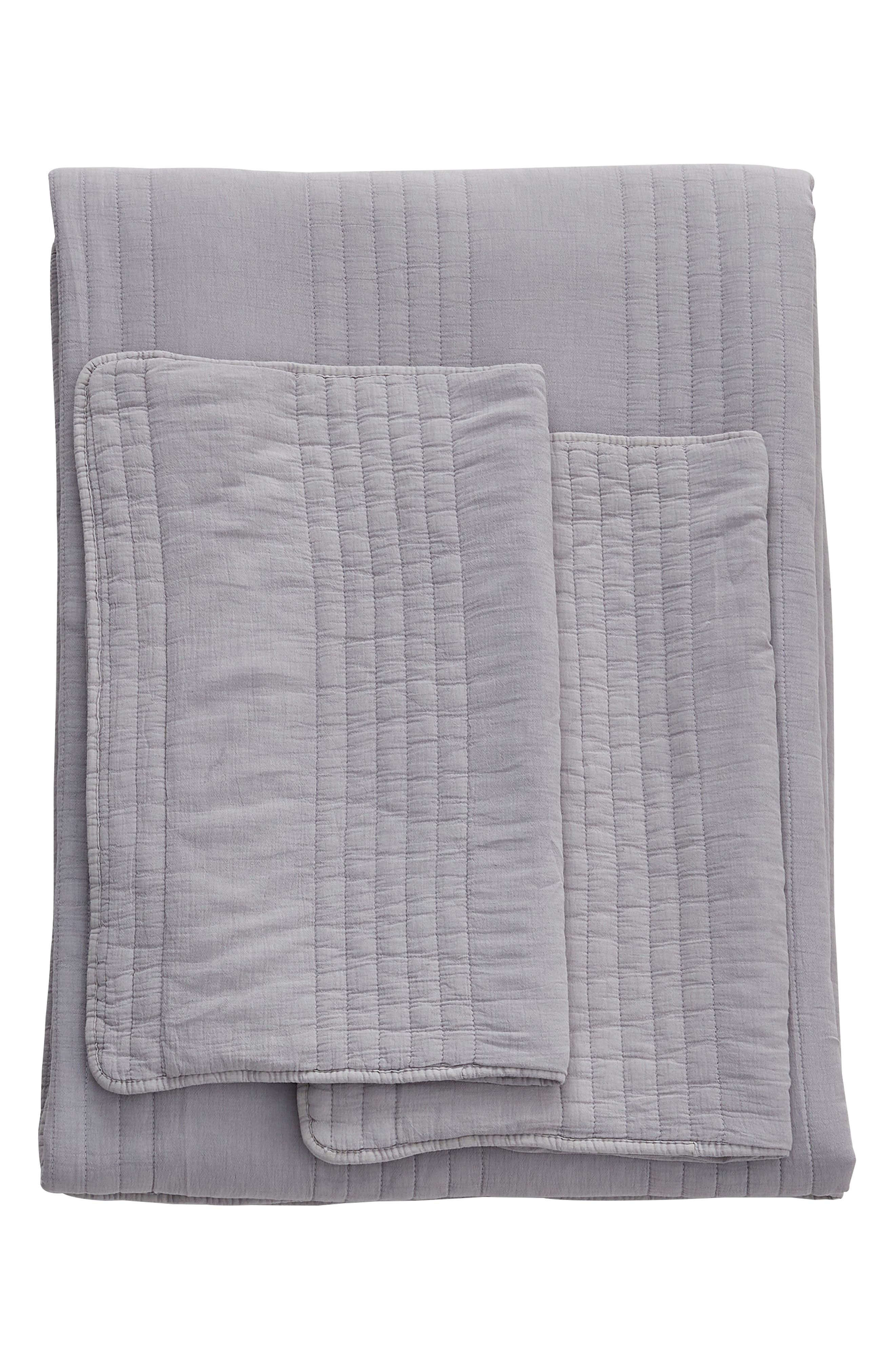 MELANGE HOME Stone Washed Cotton Quilt & Sham Set