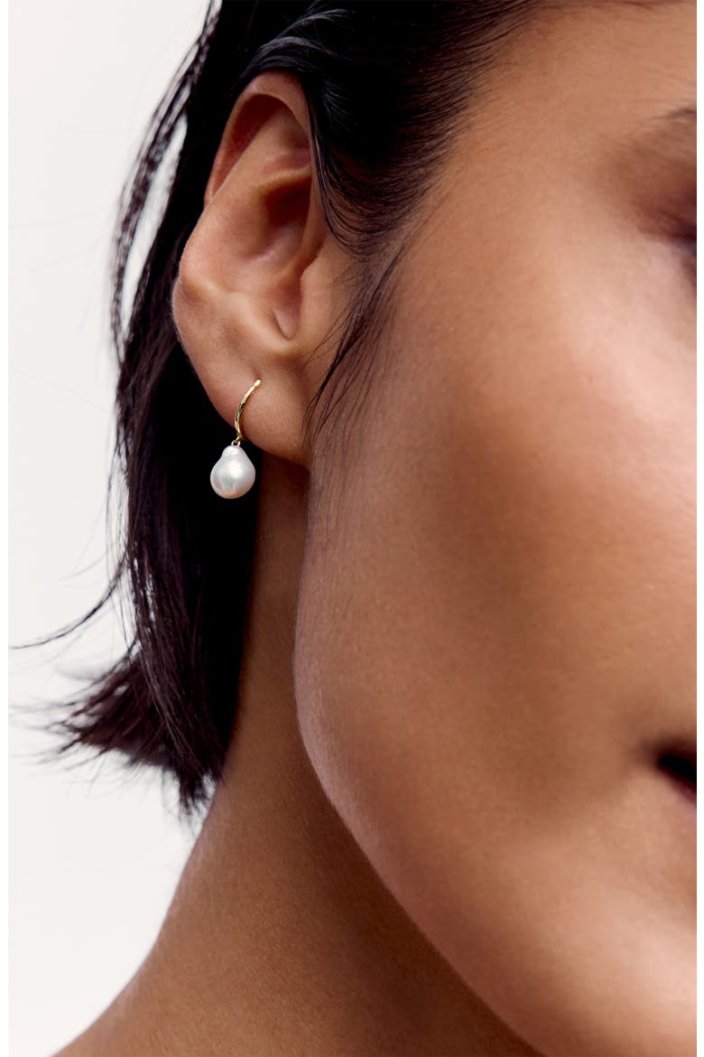 Nura Baroque Pearl Drop Huggie Hoop Earrings, Alternate, color, 14K SOLID GOLD / PEARL