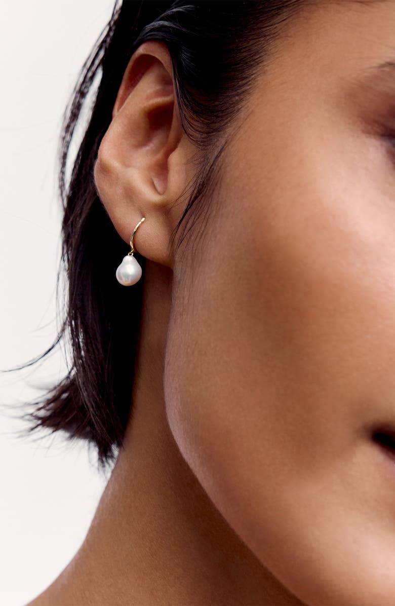 Monica Vinader Nura Baroque Pearl Drop Huggie Hoop Earrings, Alternate, color, 14K Solid Gold / Pearl