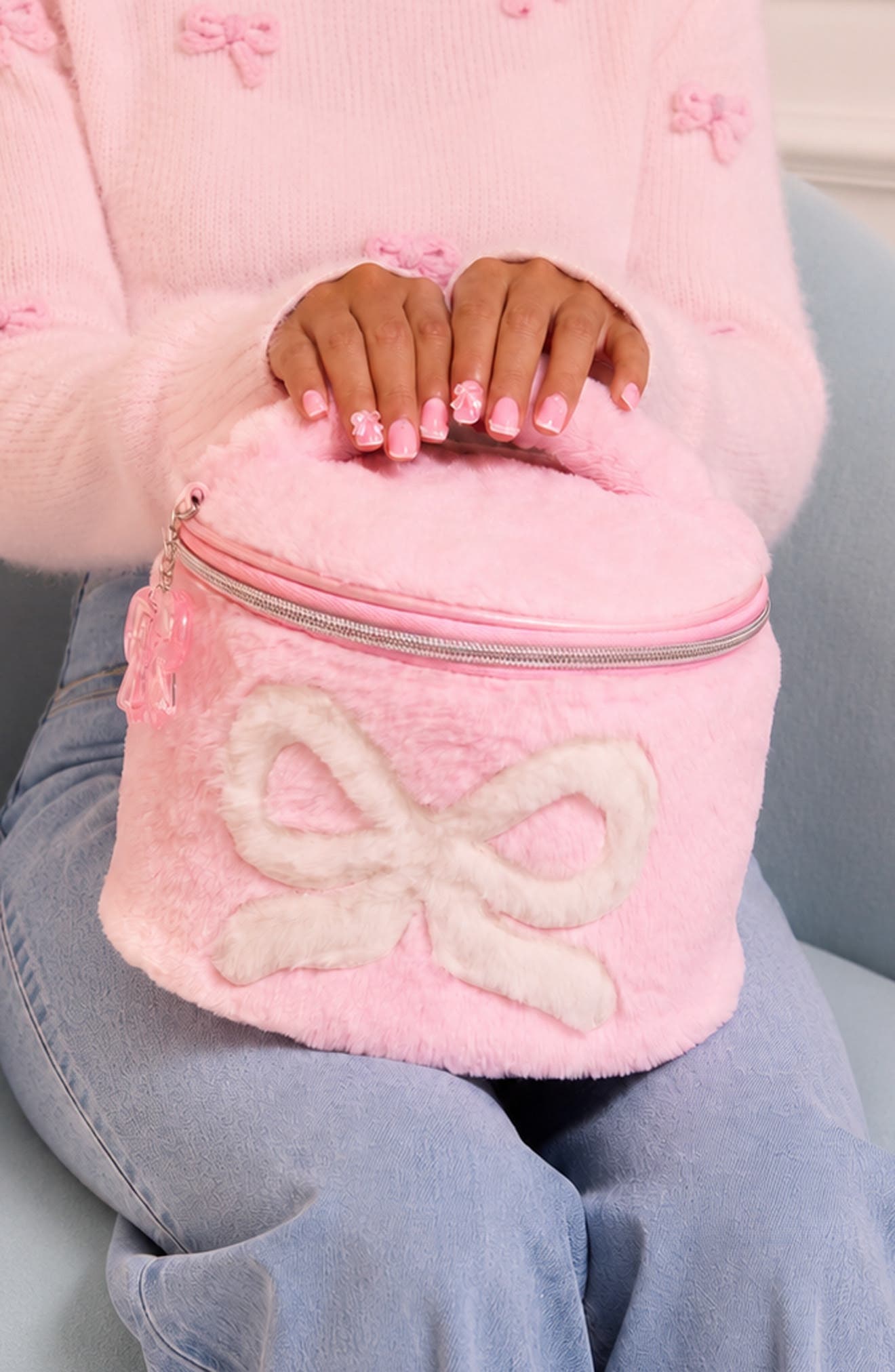 Kids' Bow Faux Fur Round Train Case, Alternate, color, COTTON CANDY