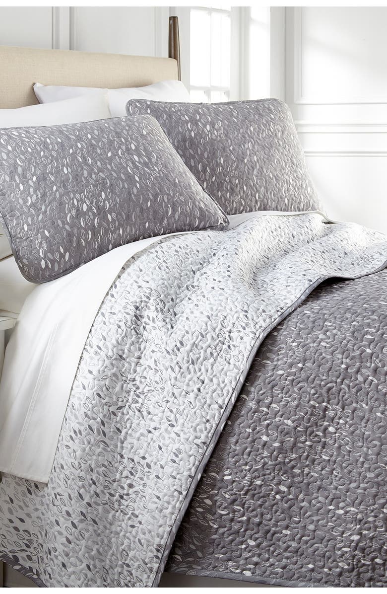 SOUTHSHORE FINE LINENS Botanical Leaves Reversible Quilt Set, Main, color, Botanical Leaves Grey