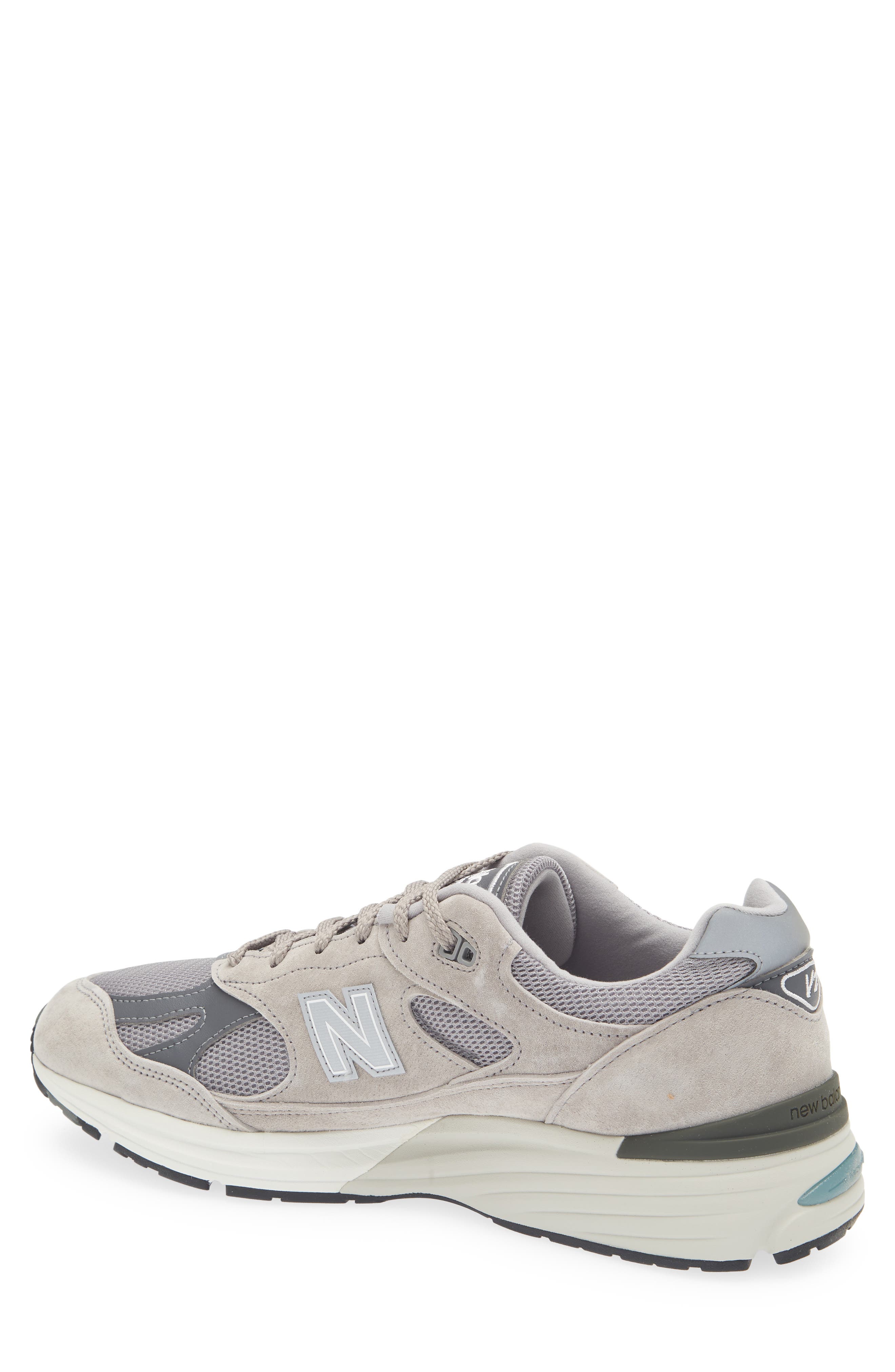 New Balance Gender Inclusive Made in UK 991 v2 Sneaker, Alternate, color, Dove/ Alloy