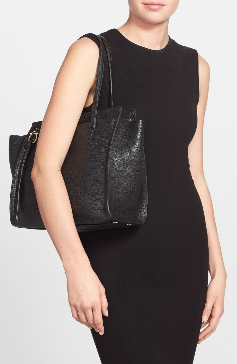 FERRAGAMO Salvatore Ferragamo Medium Amy Calfskin Leather Tote, Alternate, color,