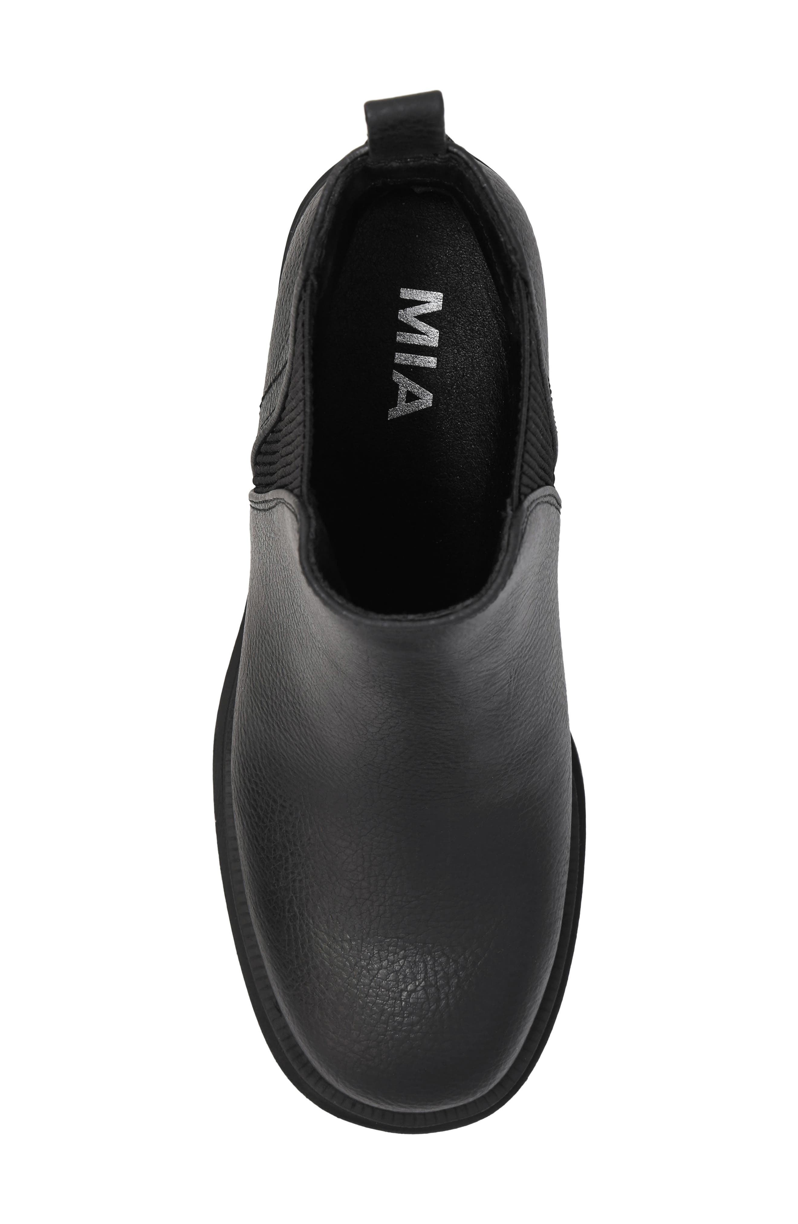 MIA Panola Chelsea Boot, Alternate, color, Black