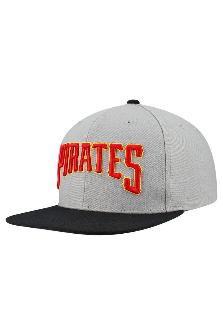 Men's Mitchell & Ness Gray Pittsburgh Pirates Cooperstown Collection Basic Flip Snapback Hat, Main, color, Gray