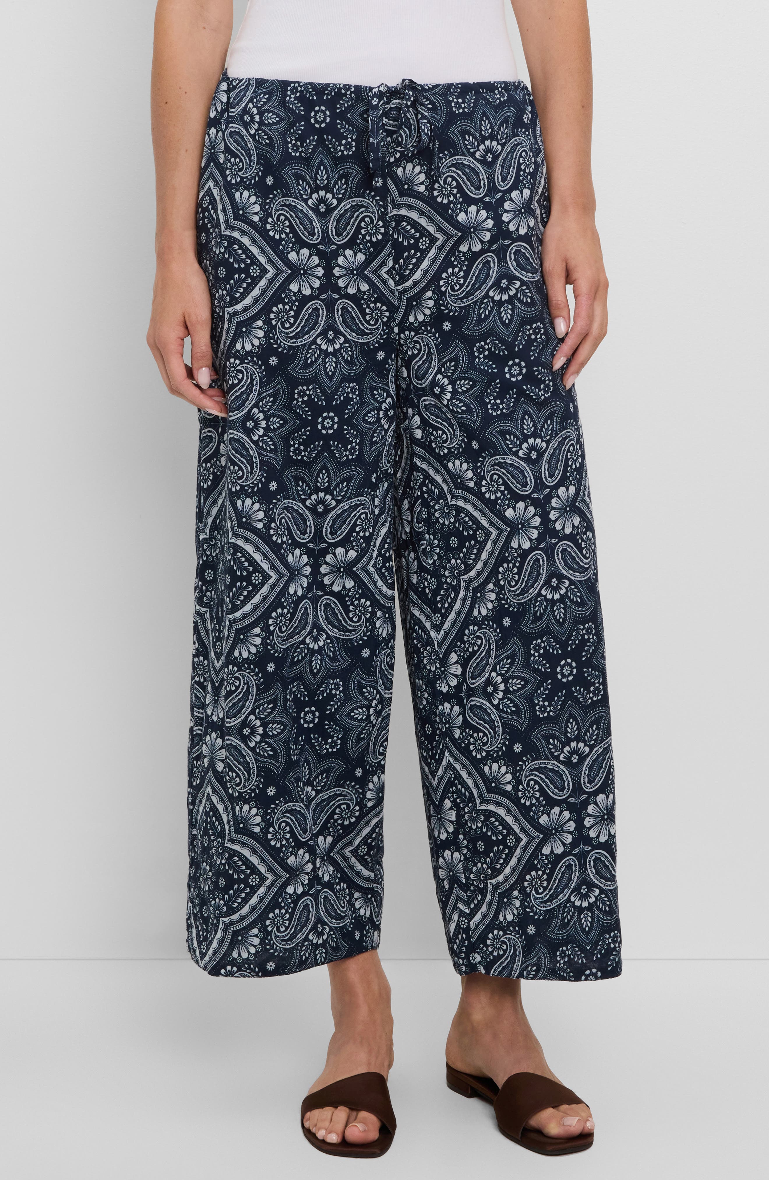 selected NOCTURNAL BANDANA